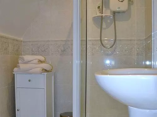 The Willows Bed & Breakfast - Guest House