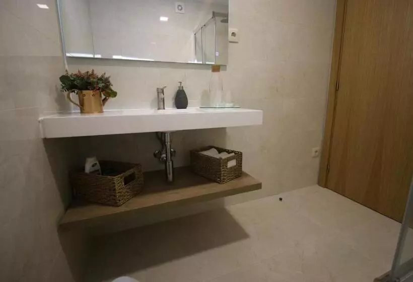 ホテル Afonsos House & Rooms