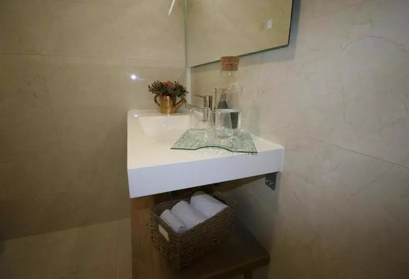 ホテル Afonsos House & Rooms