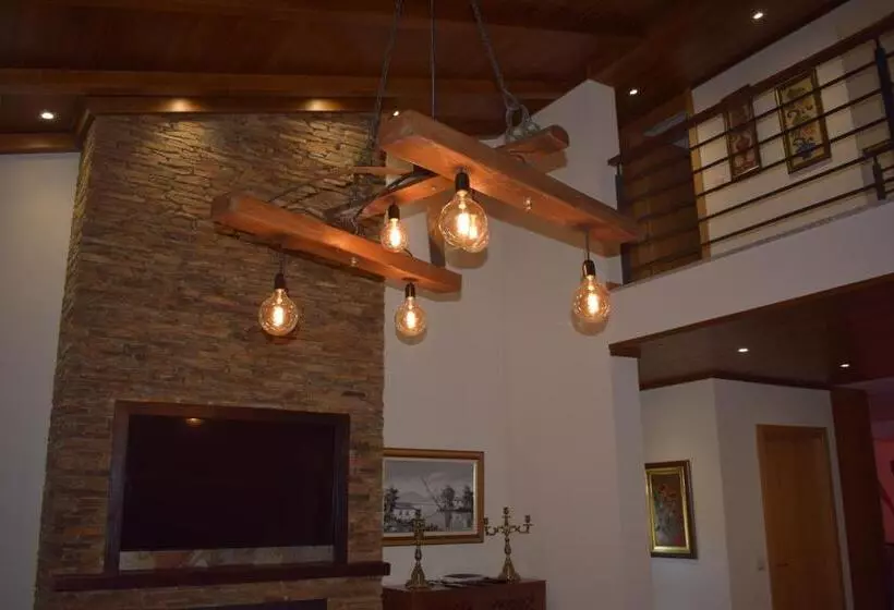 ホテル Afonsos House & Rooms
