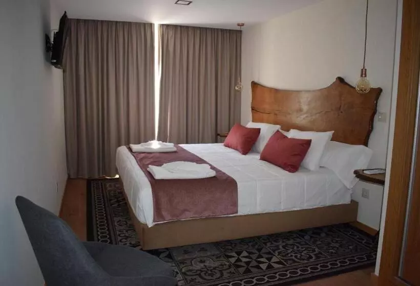 ホテル Afonsos House & Rooms