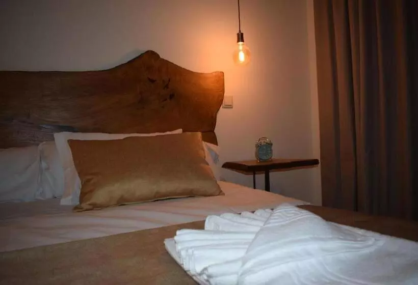 ホテル Afonsos House & Rooms