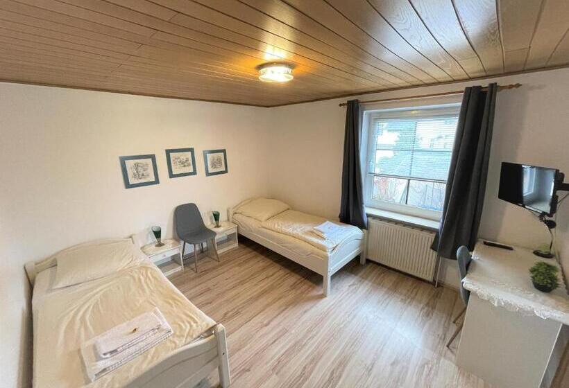 酒店 Ellada Restaurant &