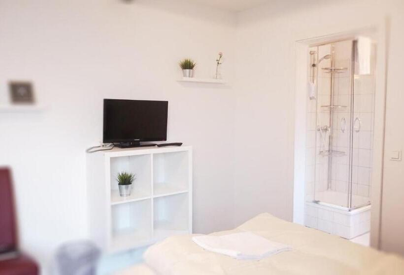 酒店 Ellada Restaurant &