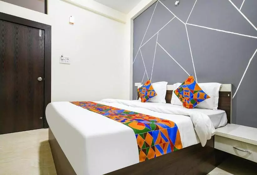 Hotel Fabexpress Sp7