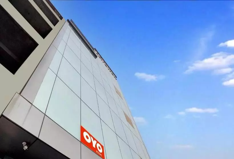 ホテル O Ic Tower
