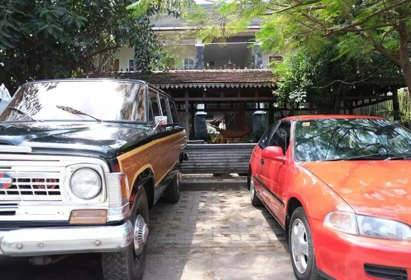 Nusantara Hotel Syariah