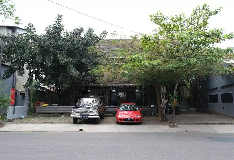 Nusantara Hotel Syariah