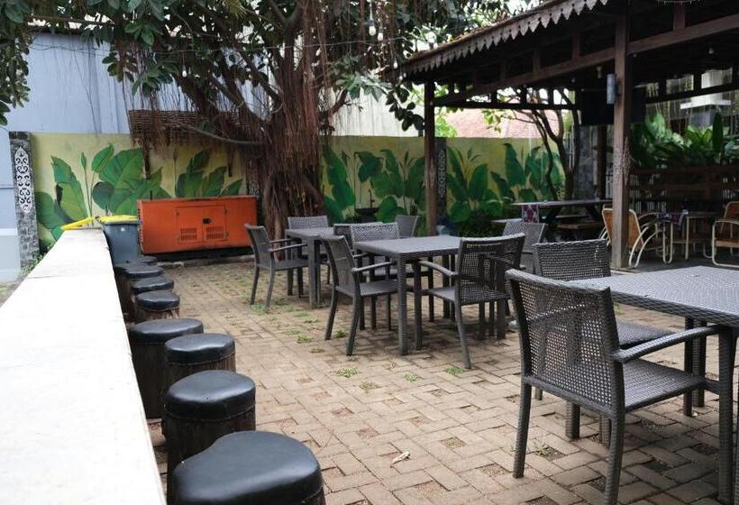 Nusantara Hotel Syariah