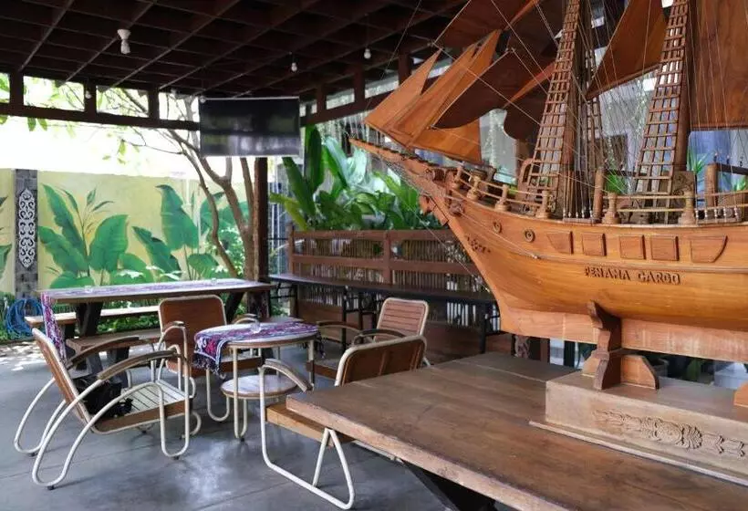 Nusantara Hotel Syariah