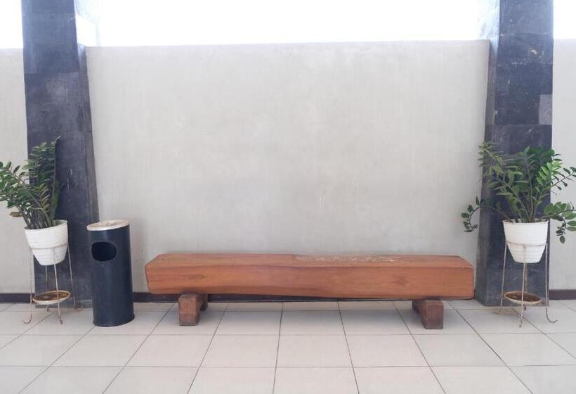 Nusantara Hotel Syariah