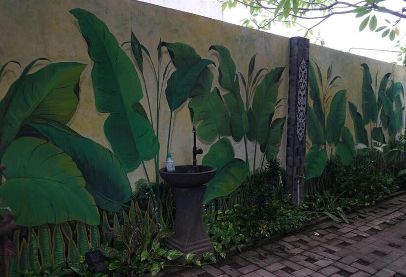 Nusantara Hotel Syariah