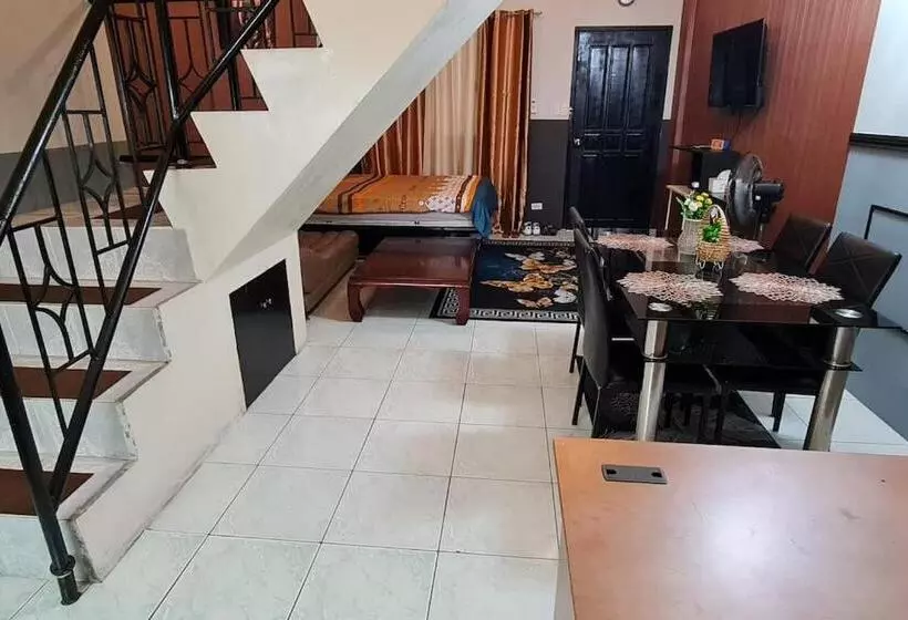 Majatalo Axon Cozy Modern House Near Walking Street