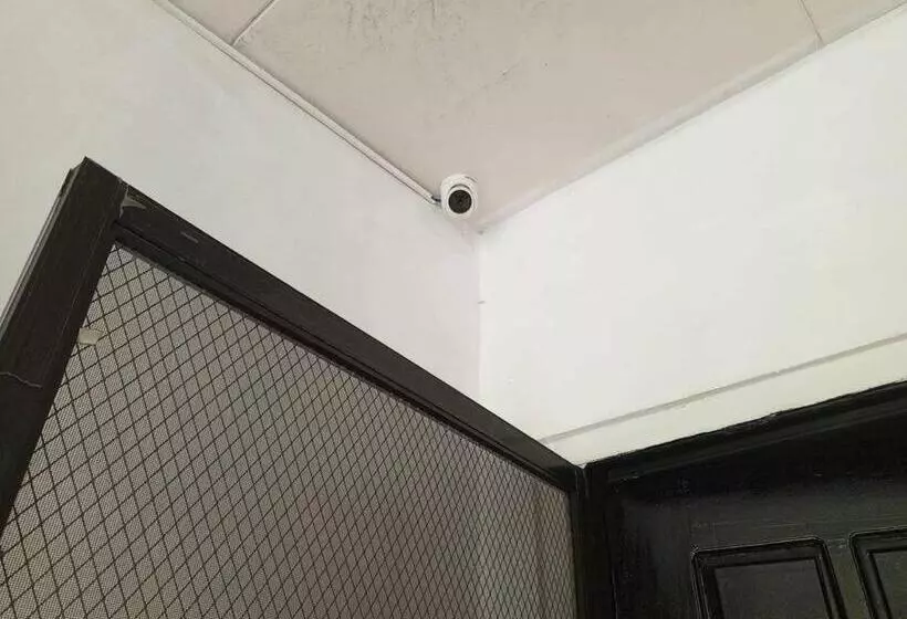 Majatalo Axon Cozy Modern House Near Walking Street