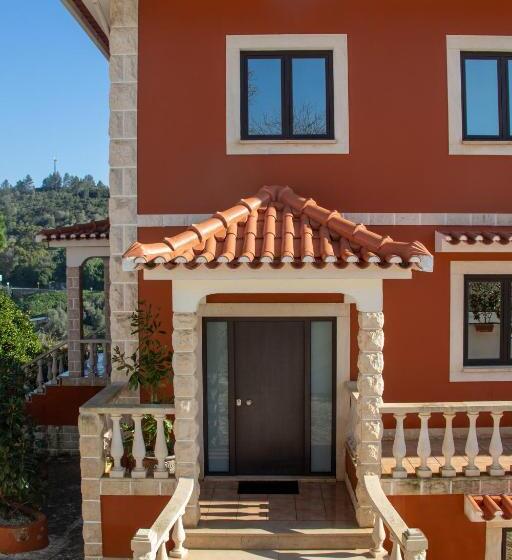 פנסיון High Villa