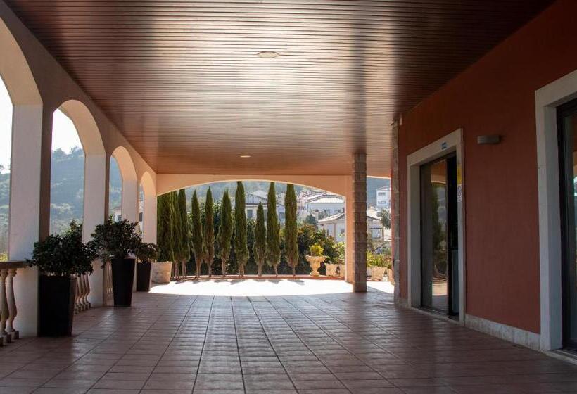 פנסיון High Villa