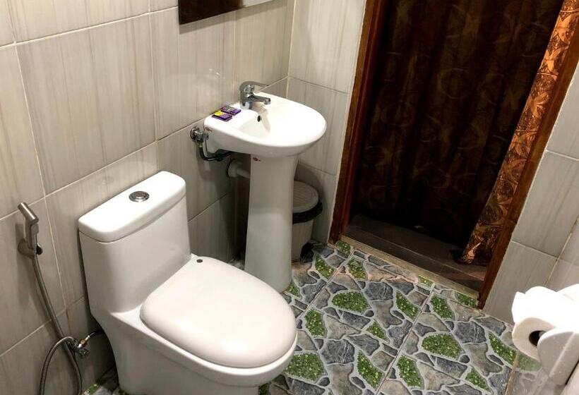 استراحتگاه Faith Tourist Inn