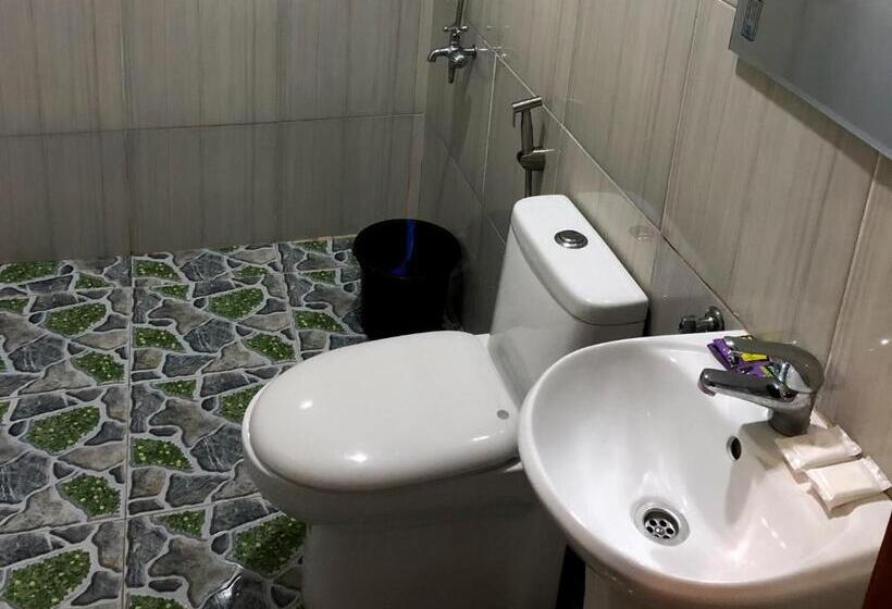 استراحتگاه Faith Tourist Inn