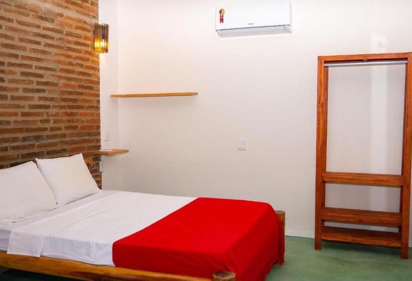 Herberge Condomínio Aurora Suítes