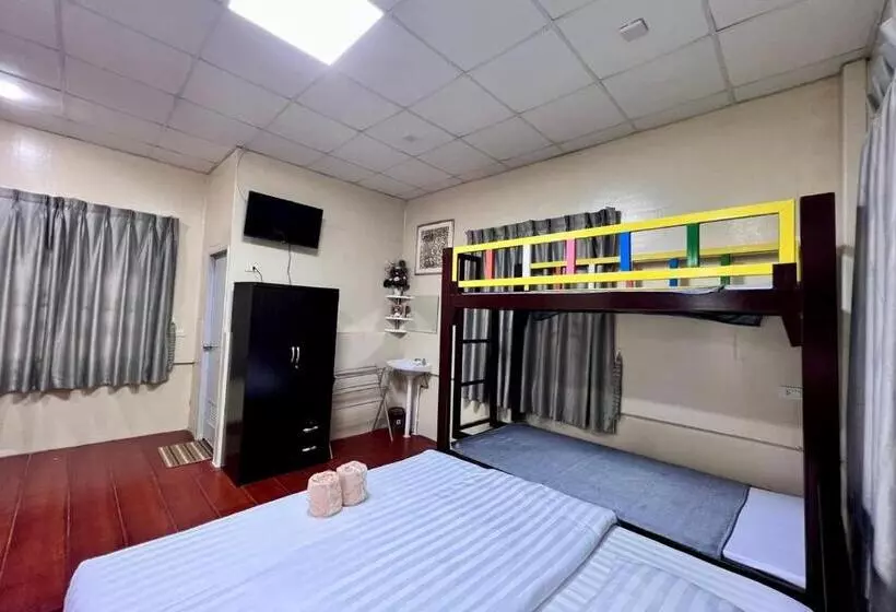 ベッドアンドブレックファースト มิสเตอร์ที โฮมสเตย์ มะเหมี่ยว