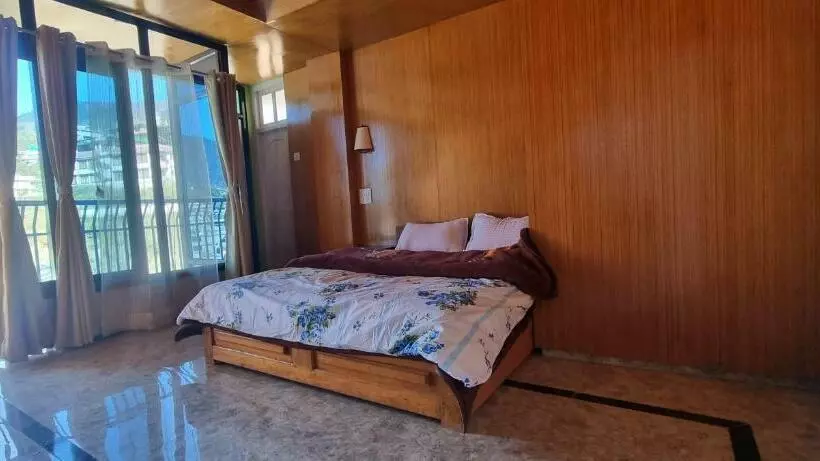 Aamiaismajoitus (B&B) Bumla Inn