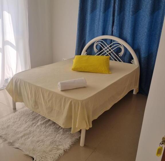 تختخواب و صبحانه Praia Guest House