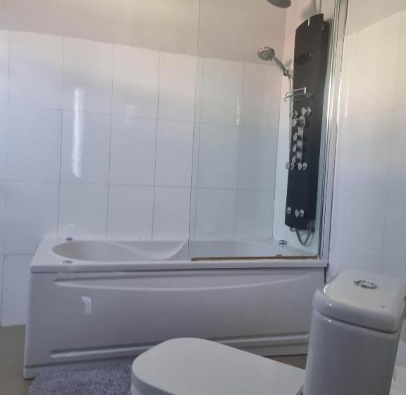 تختخواب و صبحانه Praia Guest House