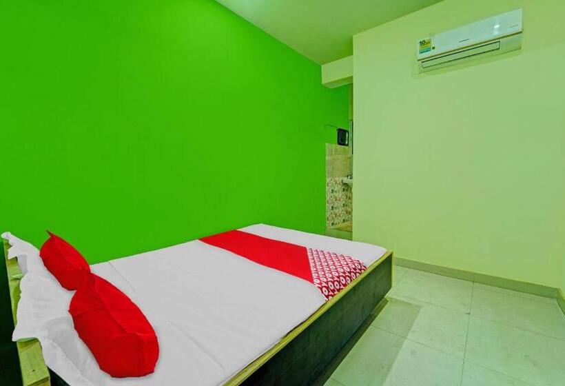 Flagship Hotel Lotus Inn & Banquet