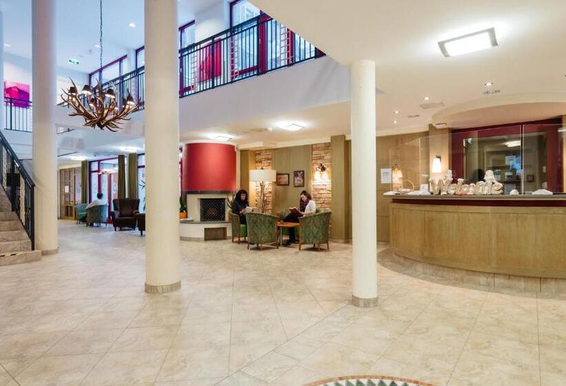 Отель Gesundheits  & Wellness Resort Oberzeiring