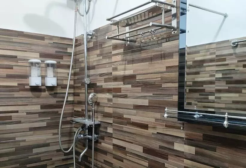 هتل King Rapid Rise