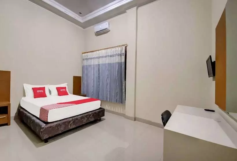 ホテル Oyo 92065 Kos Flobamor