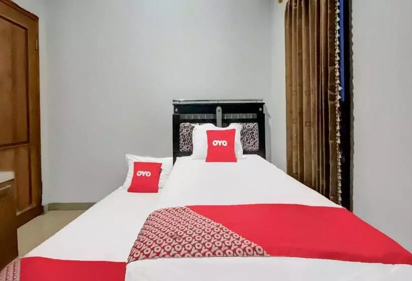 ホテル Oyo 92065 Kos Flobamor