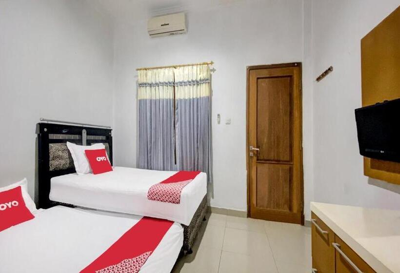 酒店 Oyo 92065 Kos Flobamor