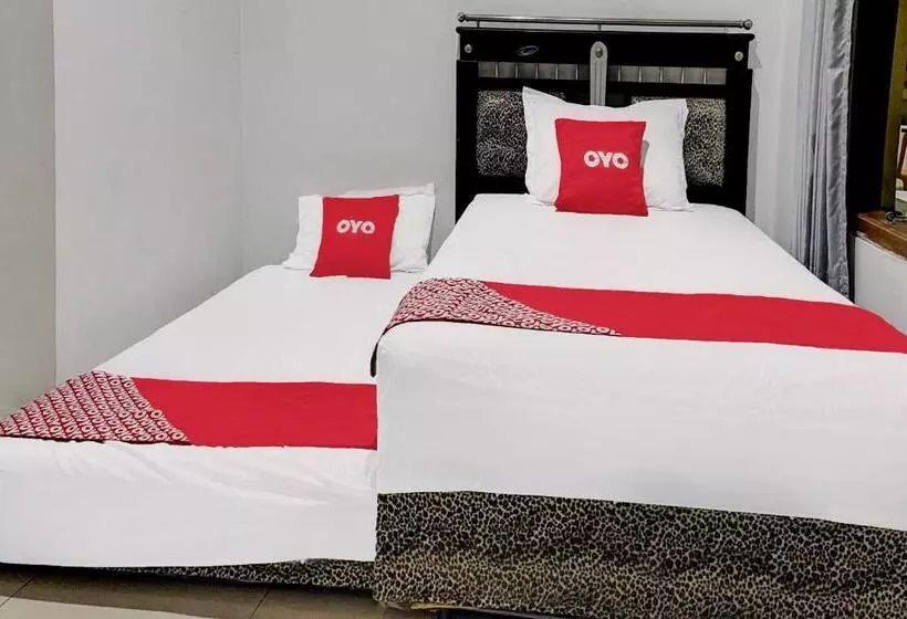 ホテル Oyo 92065 Kos Flobamor