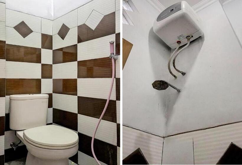 酒店 Oyo 92065 Kos Flobamor