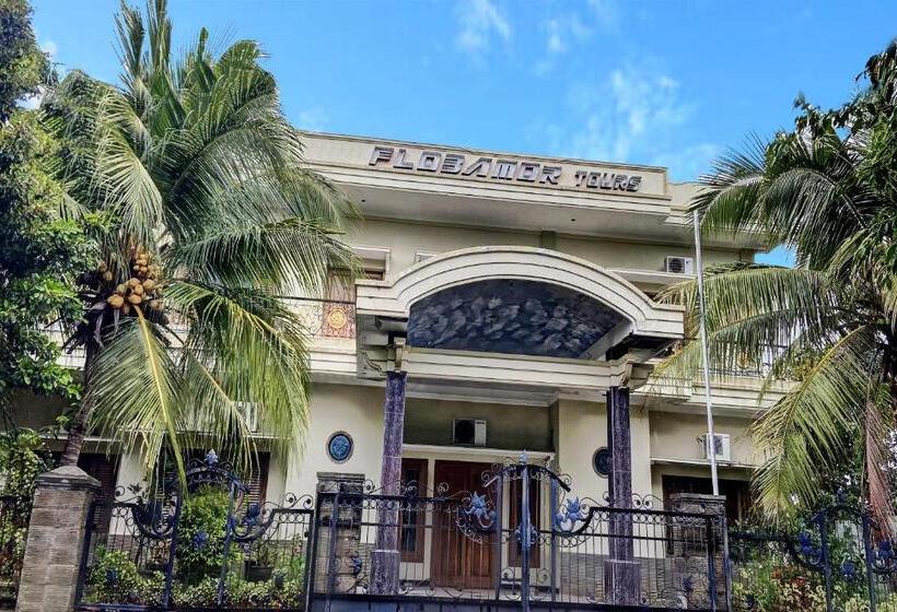 酒店 Oyo 92065 Kos Flobamor