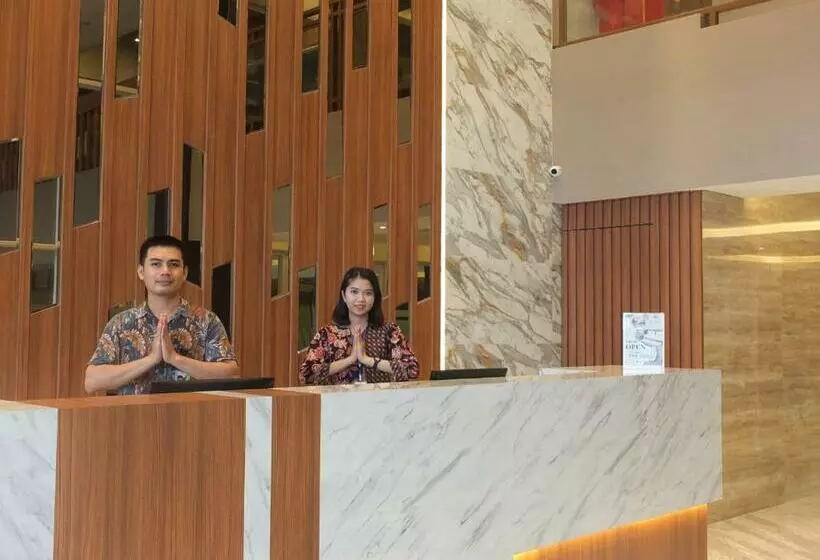 Hotelli W Three Style  Makassar