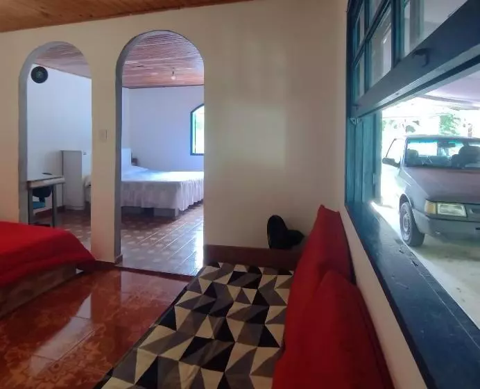 Majatalo Hospedaria E Camping Quintal Do Mundo