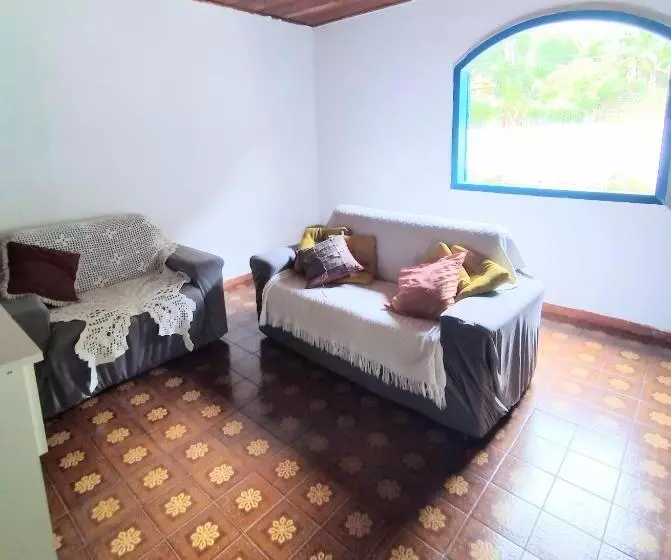 Majatalo Hospedaria E Camping Quintal Do Mundo