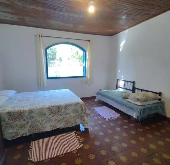 Majatalo Hospedaria E Camping Quintal Do Mundo