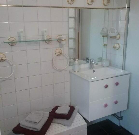 ペンション Chambre De La Roseraie