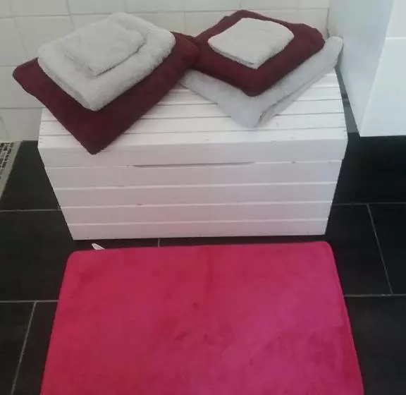 ペンション Chambre De La Roseraie