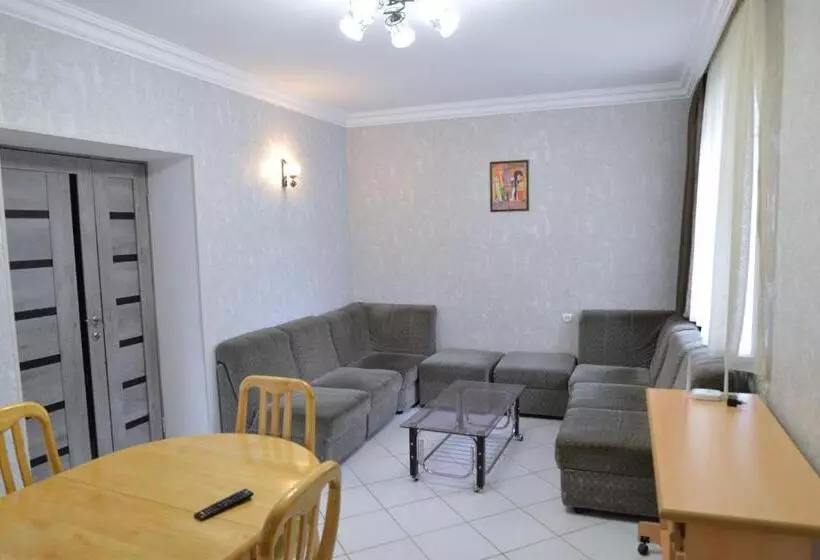 Ani Hostel Gyumri