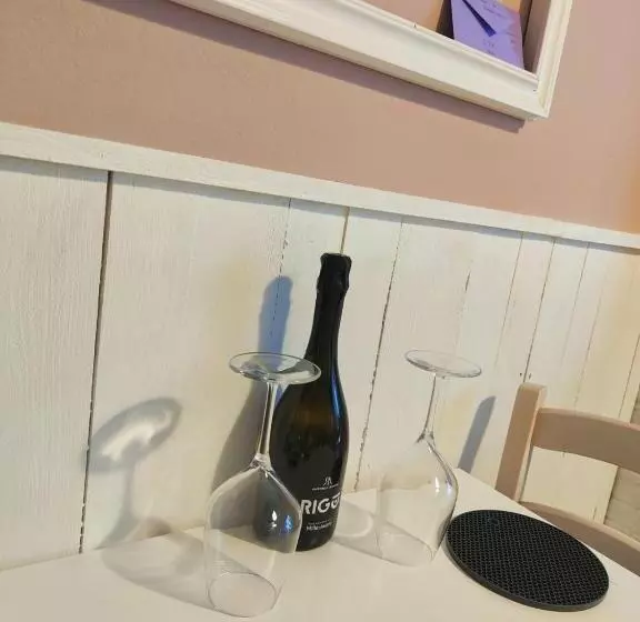 تختخواب و صبحانه Lecco Lake