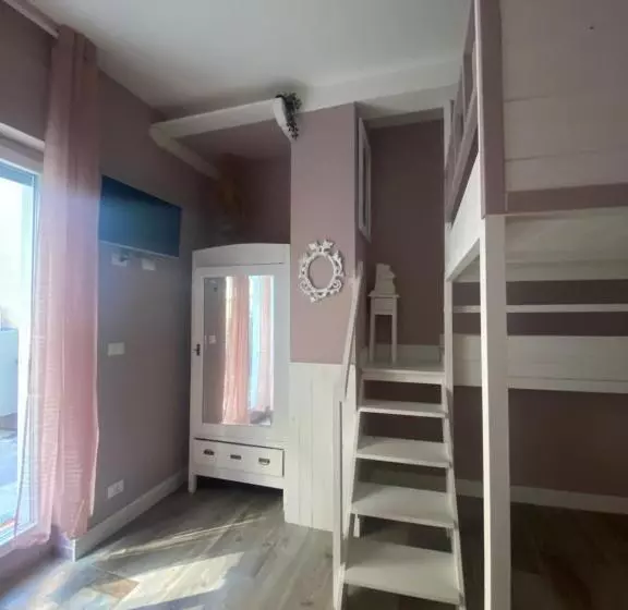 تختخواب و صبحانه Lecco Lake