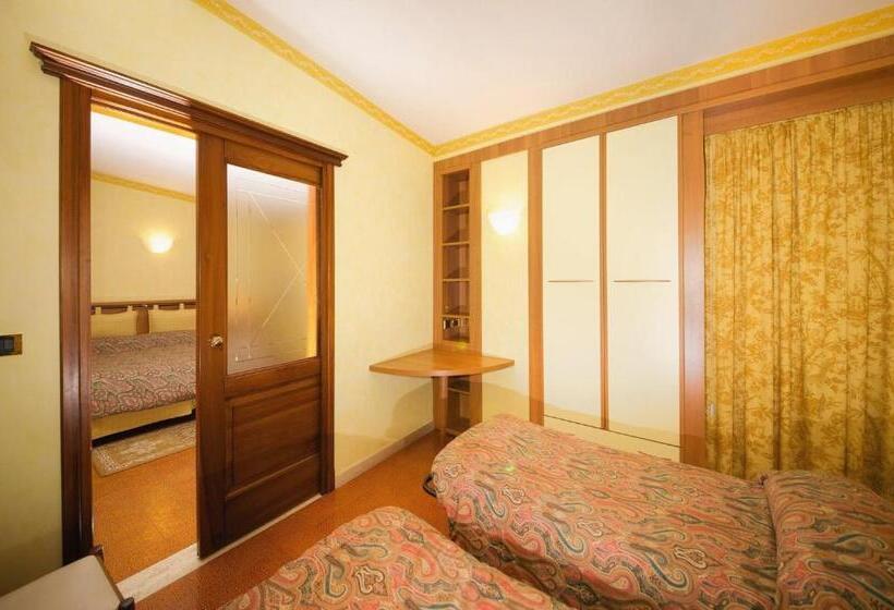 Отель Albergo Ponte Di Nava