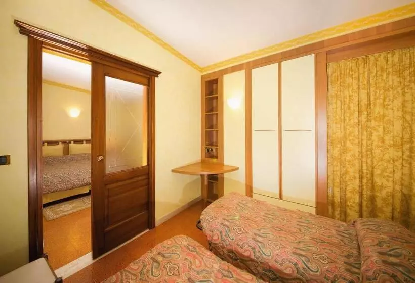 Hotelli Albergo Ponte Di Nava