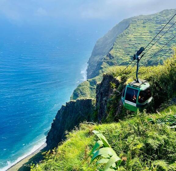 فندق Baia Seixal Oceanfront