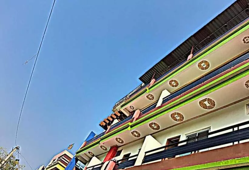 Hotelli Collection O 82983 Shiv Shakti Resort