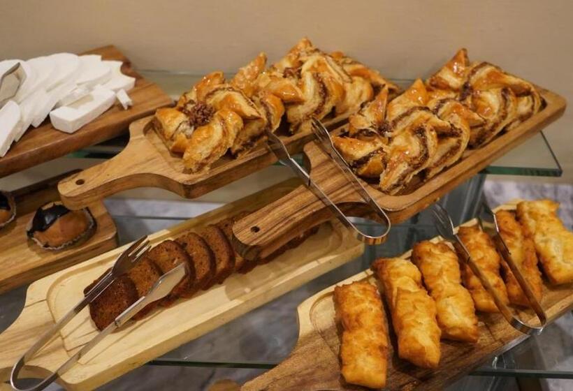 هتل Destination Heritage Peshawar